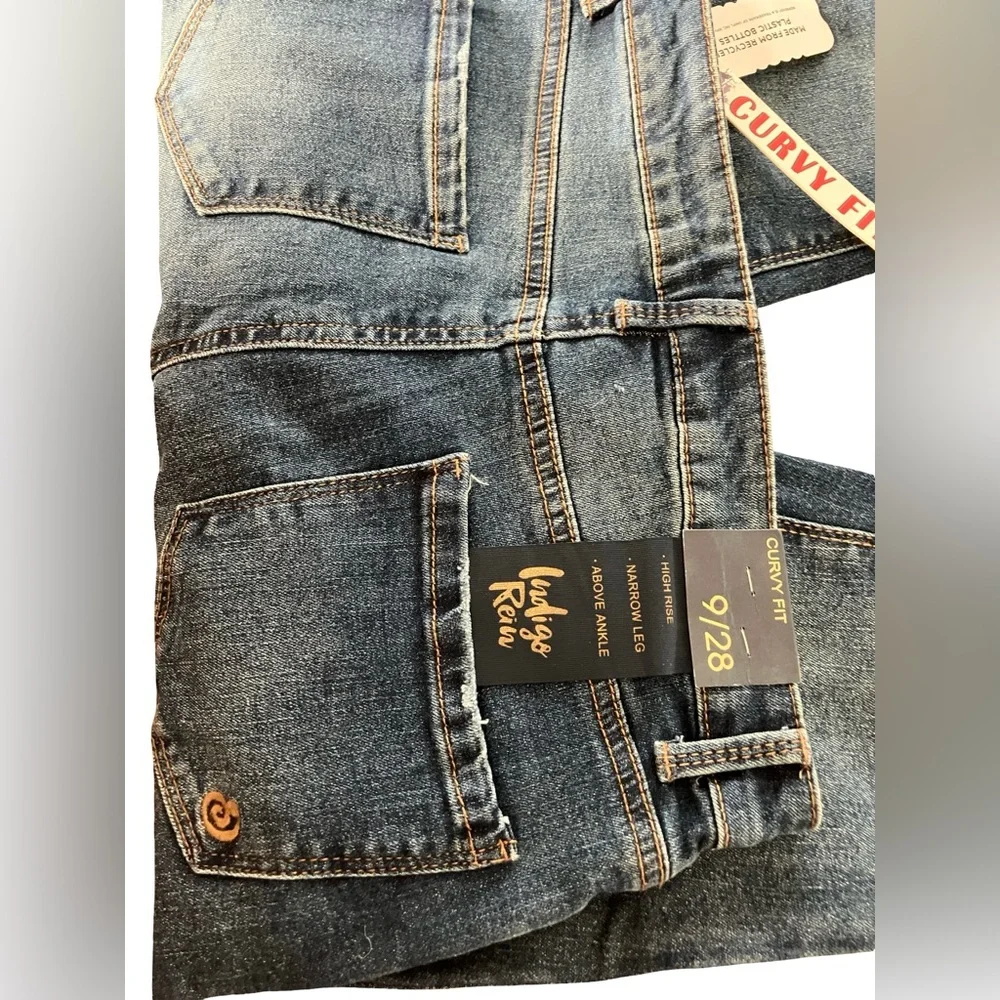 Indigo Rein High Rise Curvy Fit Narrow Leg Above Ankle Junior Blue Jean NWT 9/28